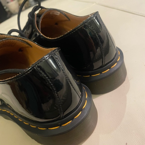 Dr. Martens 1461 Black Patent Leather Women's Oxfords - NWOT - Picture 5 of 9